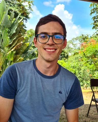 Ulises Rodriguez host of cabinas Colibrí in La Fortuna de San Carlos, Costa Rica